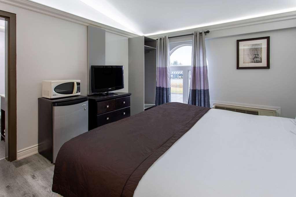 Travelodge By Wyndham Sarnia Phòng bức ảnh